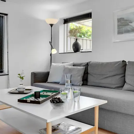 2 Bedroom Cozy In *